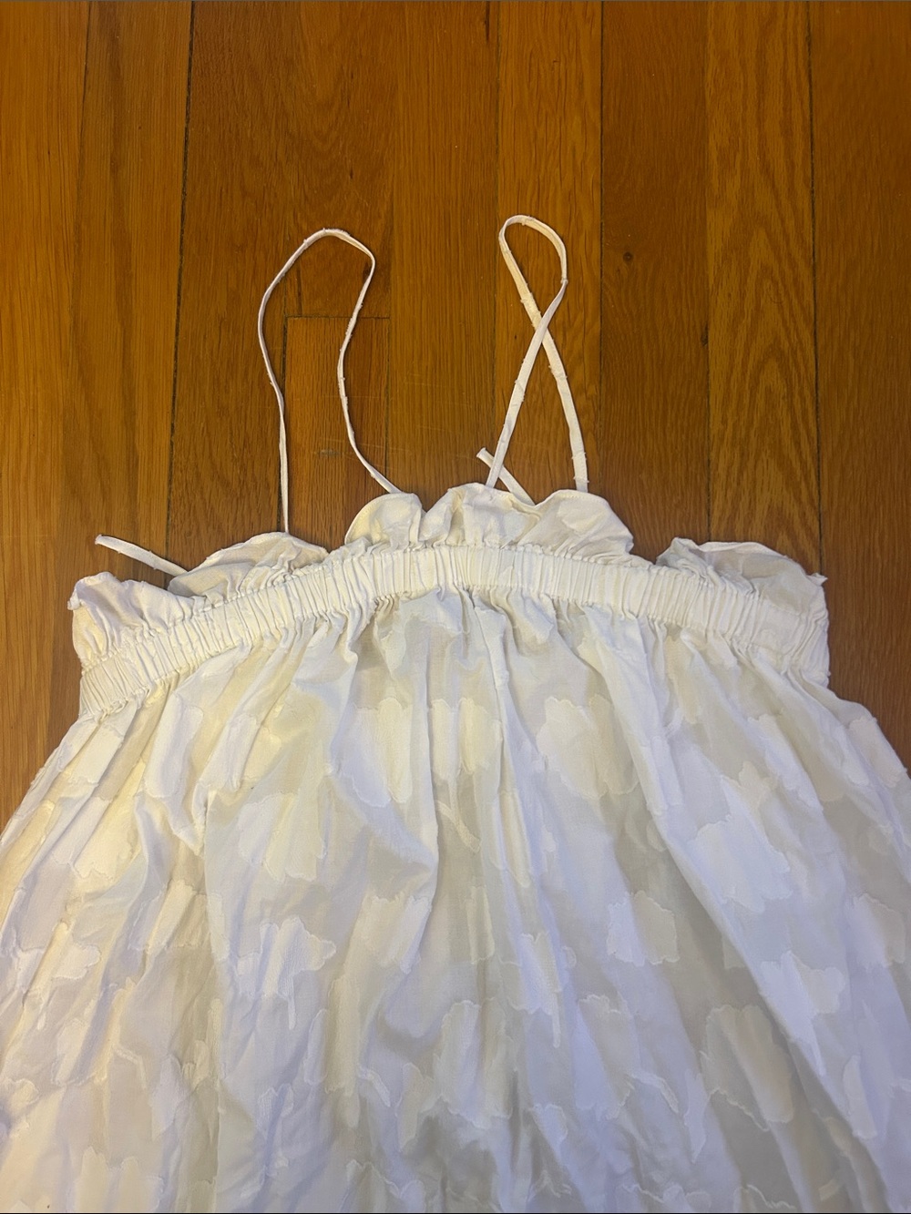 Wray medium white cloud print halter dress - Picture 6 of 12